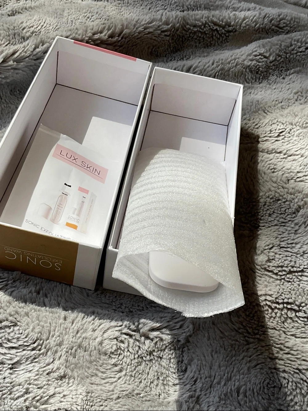 Sonic Exfoliating Wand — White